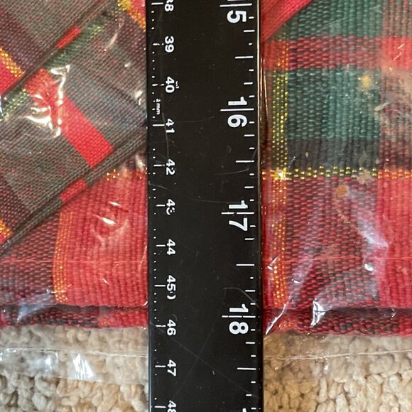Vintage Lillian Vernon Holiday Plaid Placemats & Cloth Napkins Red Set Of 4 NOS - Picture 6 of 7